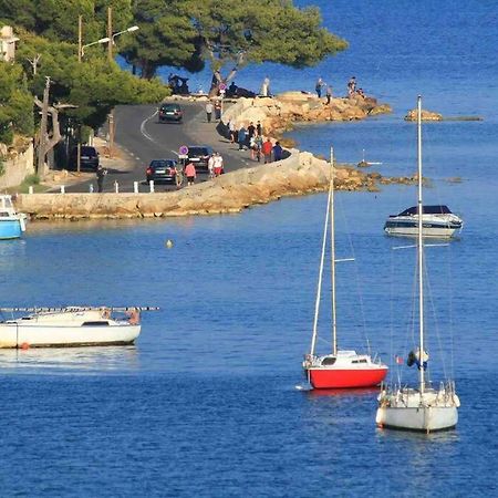Apartamento Le Dyonisos Et Piscine La Seyne-sur-Mer Exterior foto