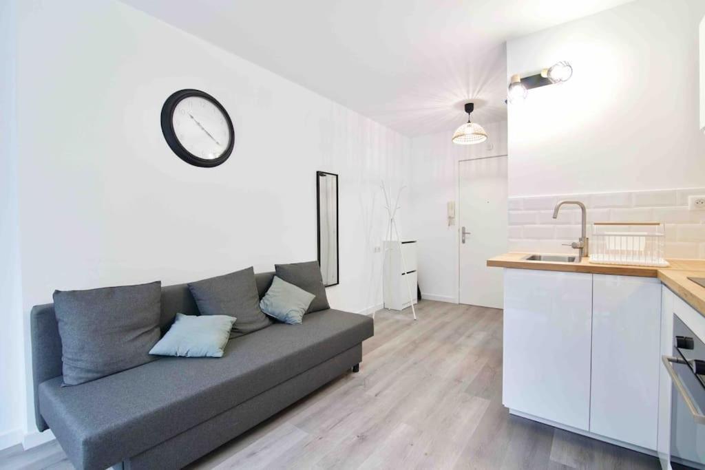 Apartamento Le Dyonisos Et Piscine La Seyne-sur-Mer Exterior foto