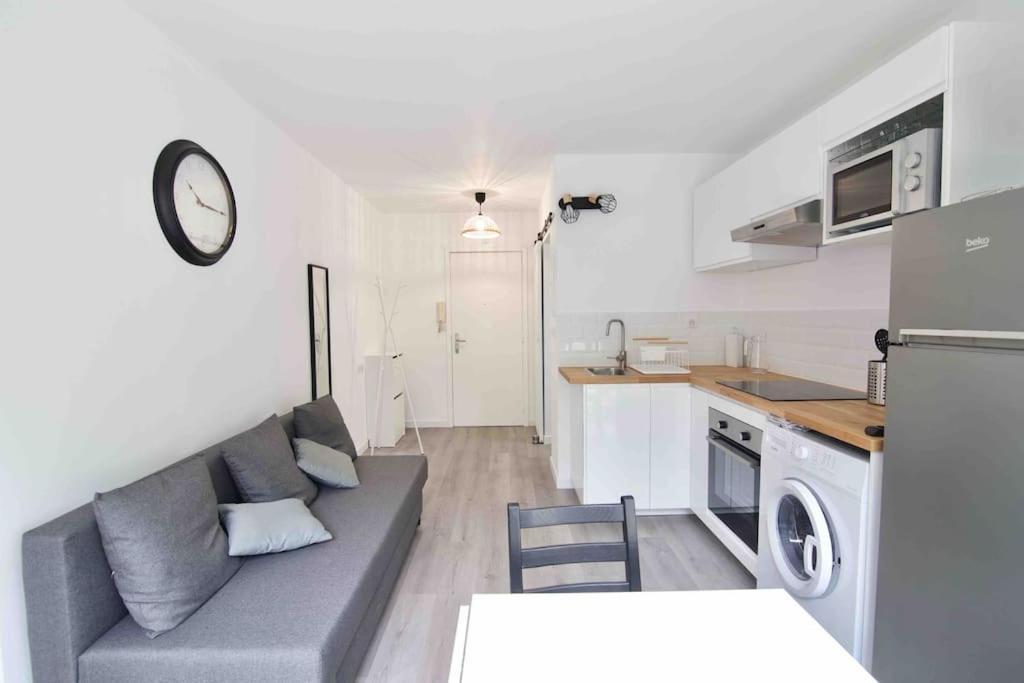 Apartamento Le Dyonisos Et Piscine La Seyne-sur-Mer Exterior foto